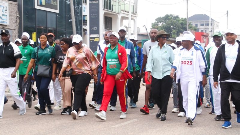 CONGO : Une marche verte contre la pollution plastique